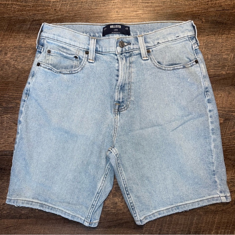 Hollister Loose Epic Flex Blue Jean Shorts Men’s Size 31